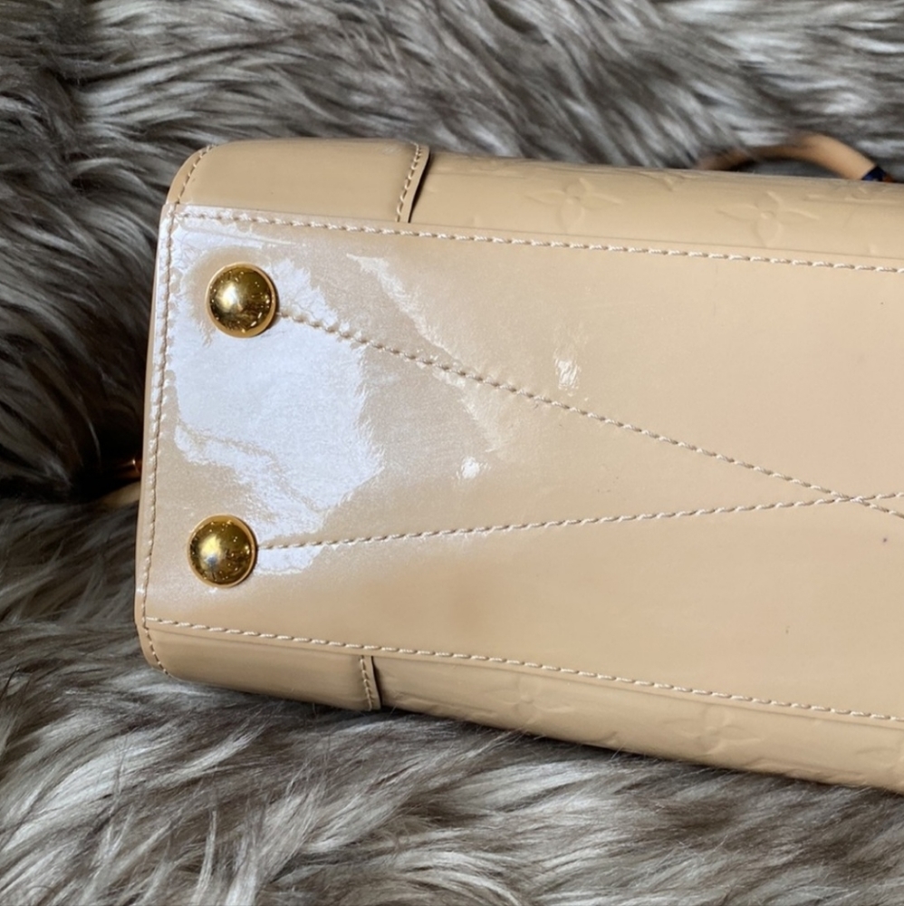 ❗️SOLD❗️🎉HPLouis Vuitton Monogram Vernis Santa Monica in Dune (Beige) - Picture 8 of 16
